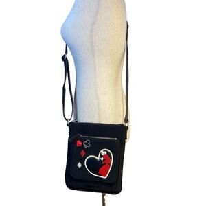 Vera Bradley /Alice in‎ Wonderland Roses Disney crossbody purse